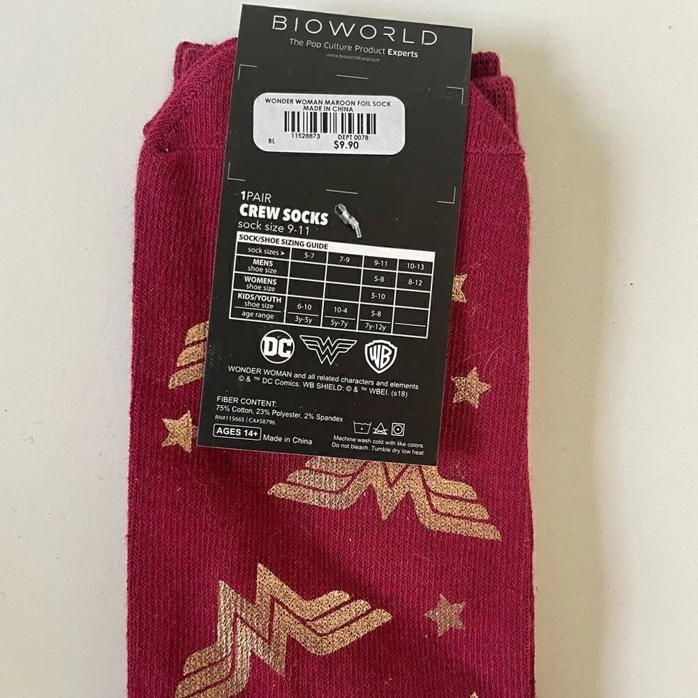 NWT Wonder Woman Crew Socks